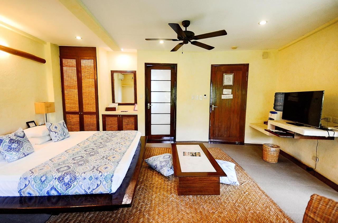 Punta Rosa Boutique Hotel Balabag  Chambre photo