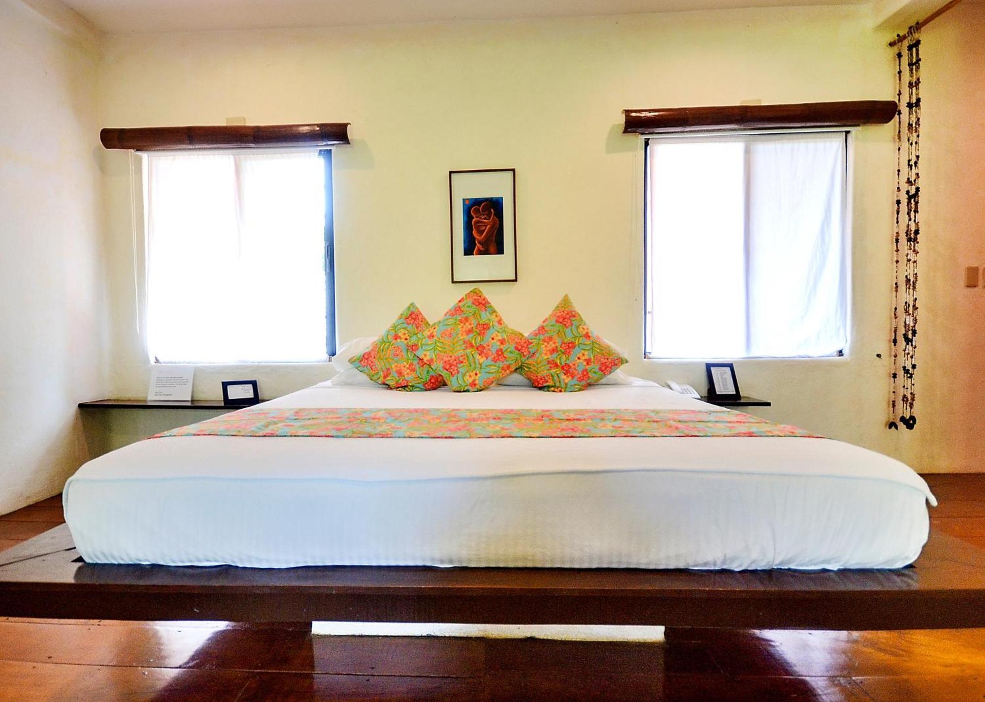 Punta Rosa Boutique Hotel Balabag  Chambre photo