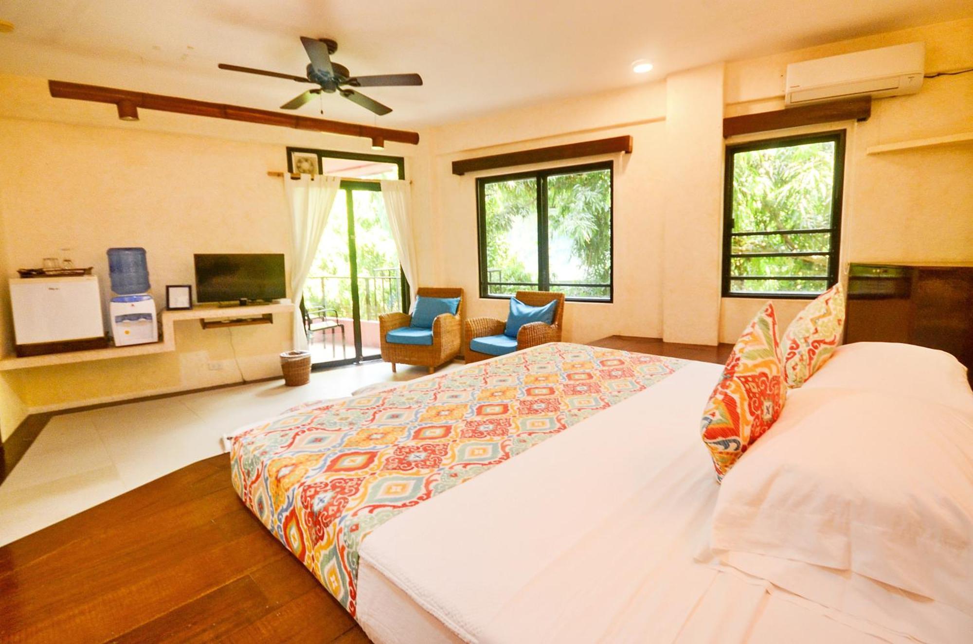Punta Rosa Boutique Hotel Balabag  Chambre photo
