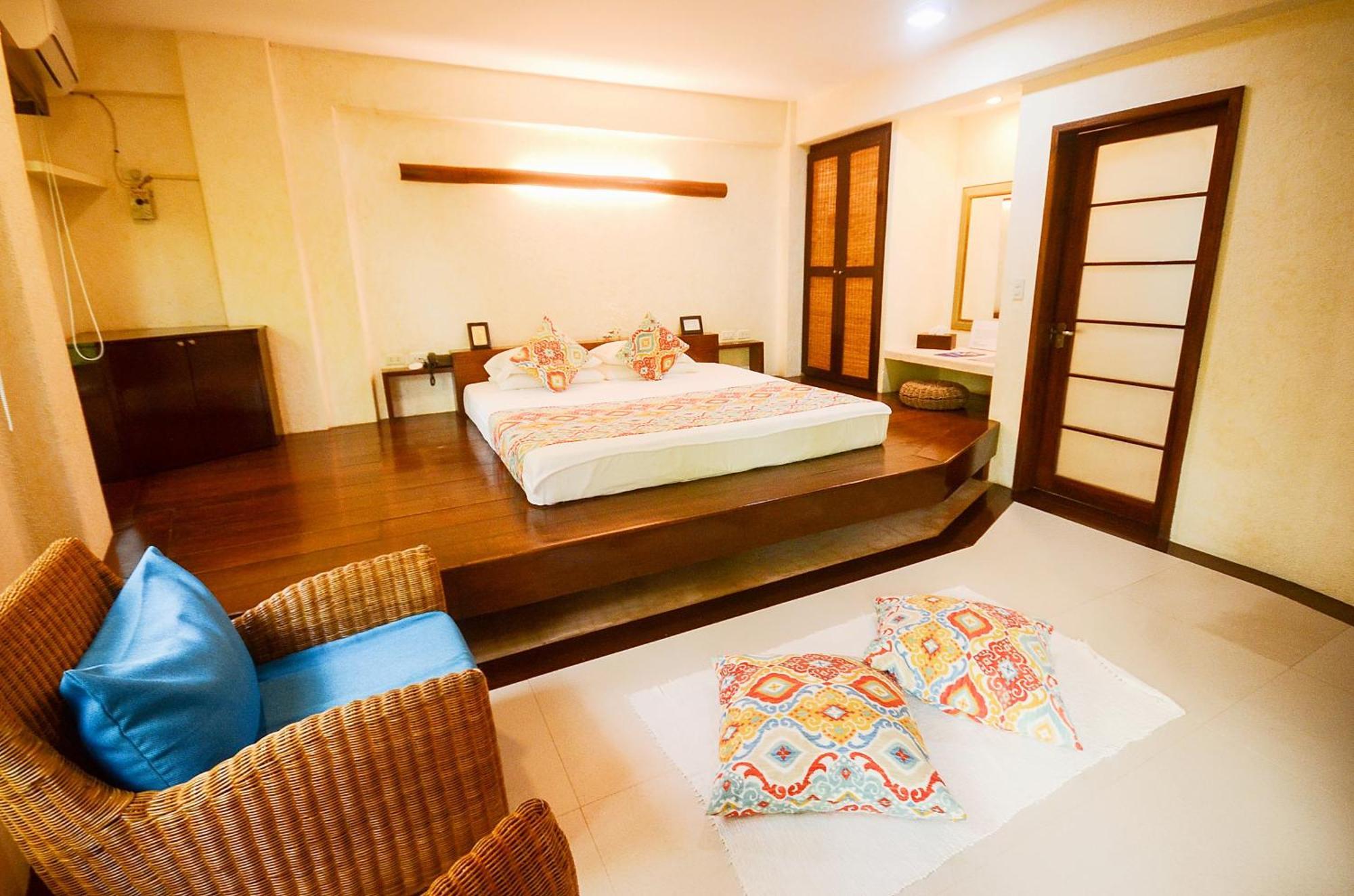 Punta Rosa Boutique Hotel Balabag  Chambre photo
